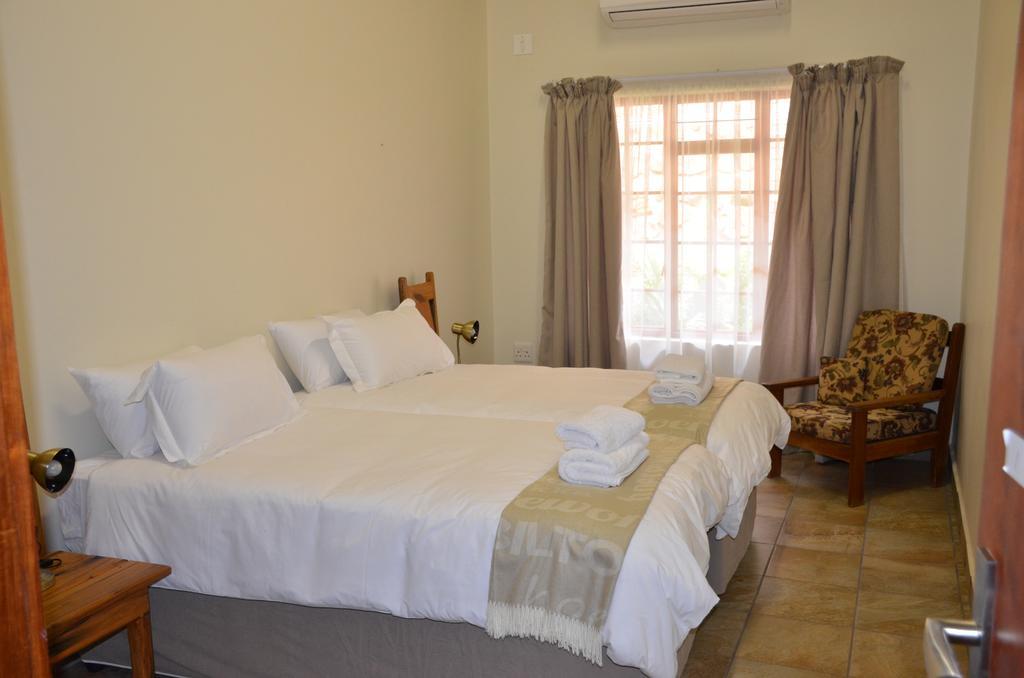 Stoep At Steenbok Self Catering Komatipoort Exterior photo